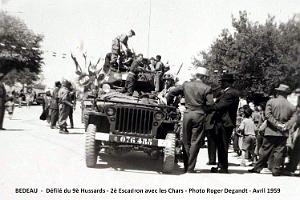 BEDEAU - 9E HUSSARDS - DEFILE AVEC LES CHARS - 1959